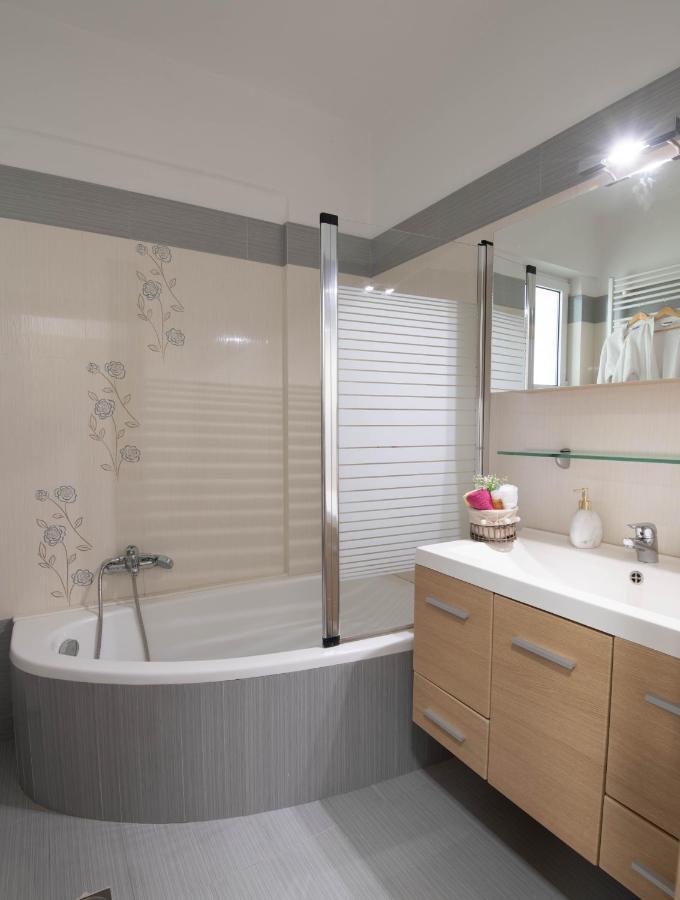 Helen Luxury Holiday House With Sea View Rethymno  Bagian luar foto